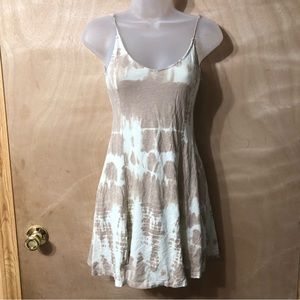 Size small Billabong faded pink tie dye swimsuit cover / summer dress